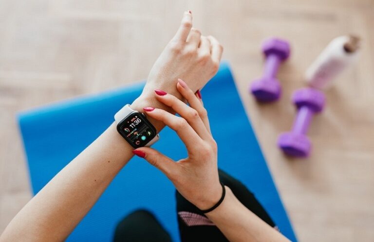 The 10 best smart watches for women: a complete buying guide